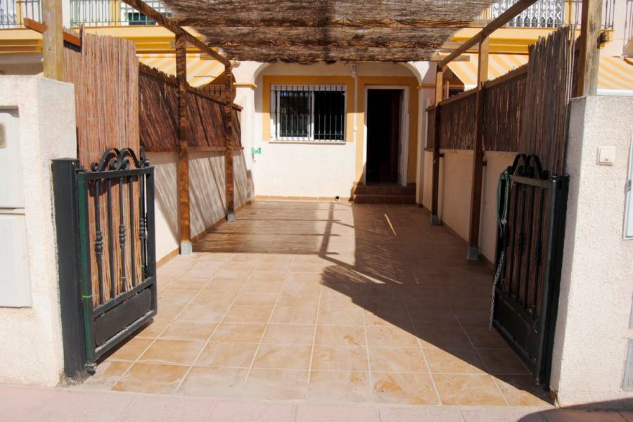 Resale - Terraced - Pilar de la Horadada