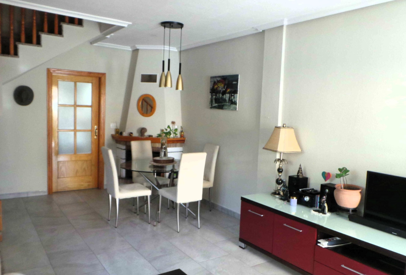 Resale - Semi-detached - Torre de la Horadada