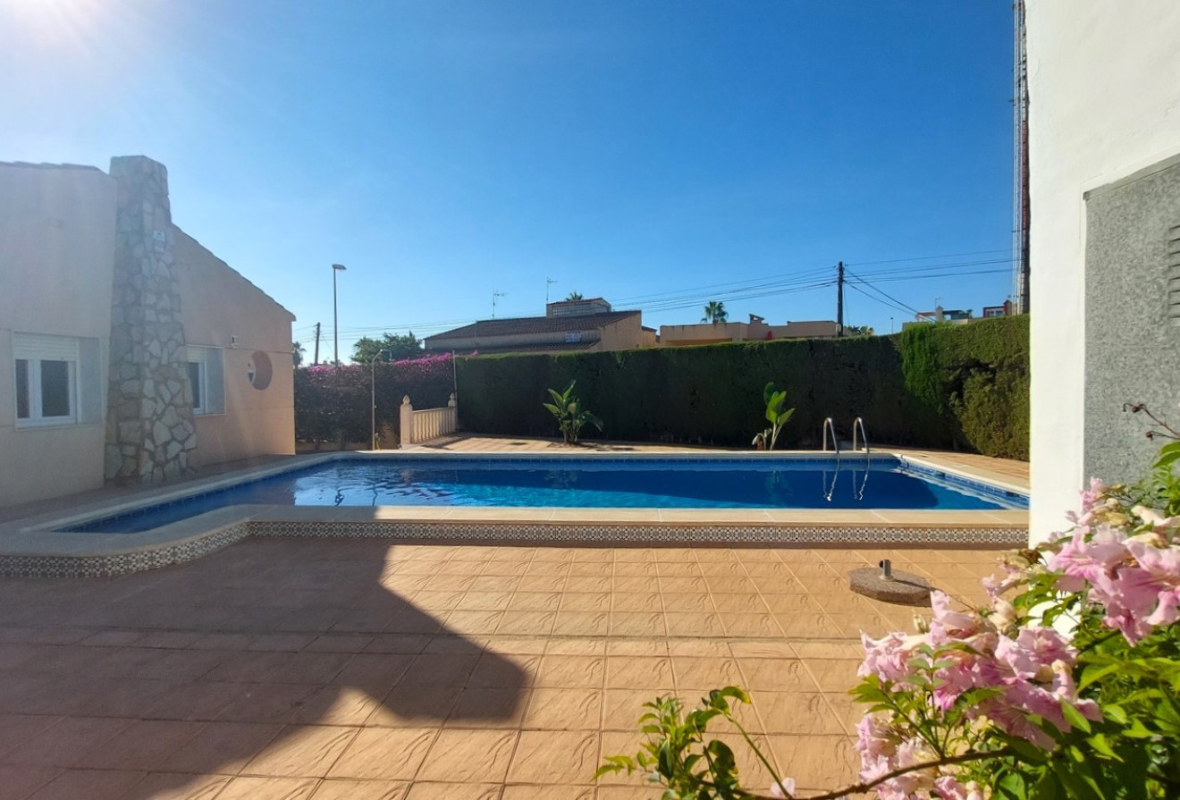 Reventa - Casas/Chalets - Torrevieja - Torrevieja-Los Balcones