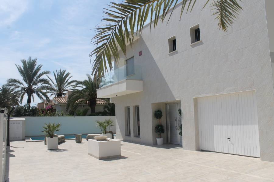 Revente - Villa de luxe - Cabo Roig