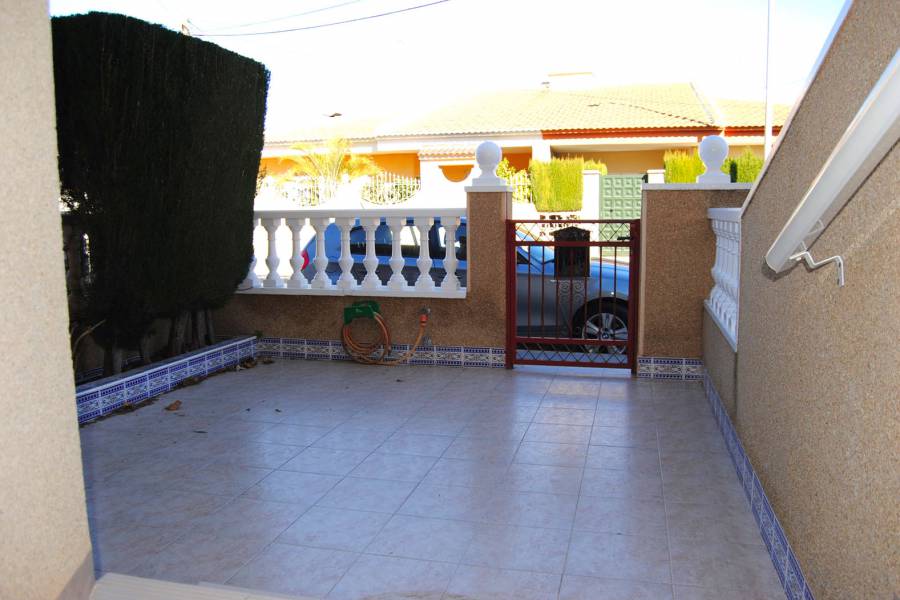 Resale - Terraced - Pilar de la Horadada
