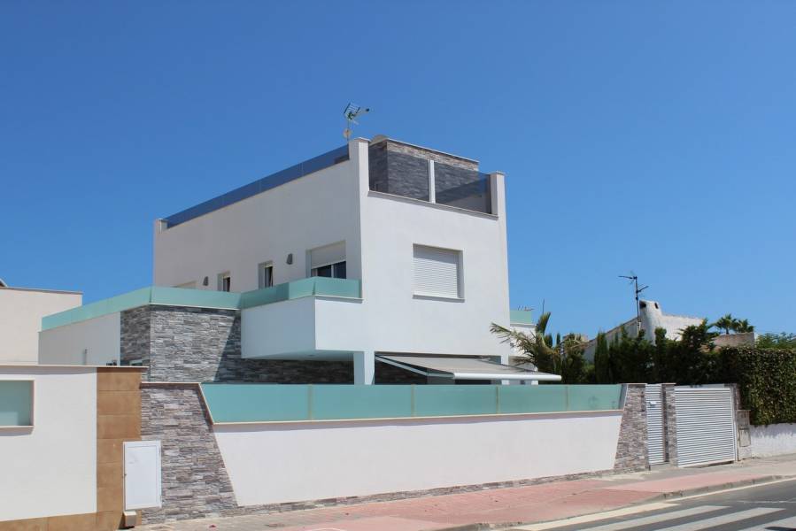 Wiederverkauf - Haus / Chalet - Torre de la Horadada - Mil Palmeras